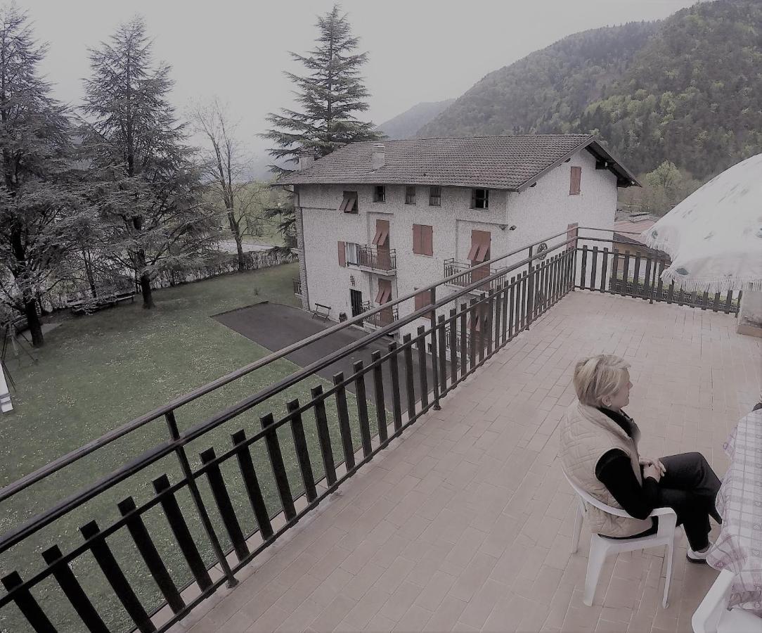 Residence Catullo Bezzecca Extérieur photo