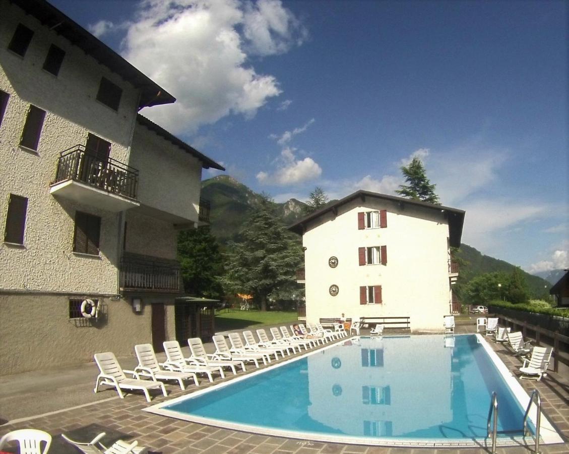 Residence Catullo Bezzecca Extérieur photo